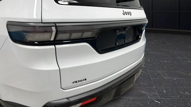 2026 Jeep Grand Wagoneer Upland