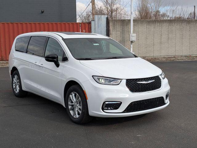 2026 Chrysler Pacifica Select AWD