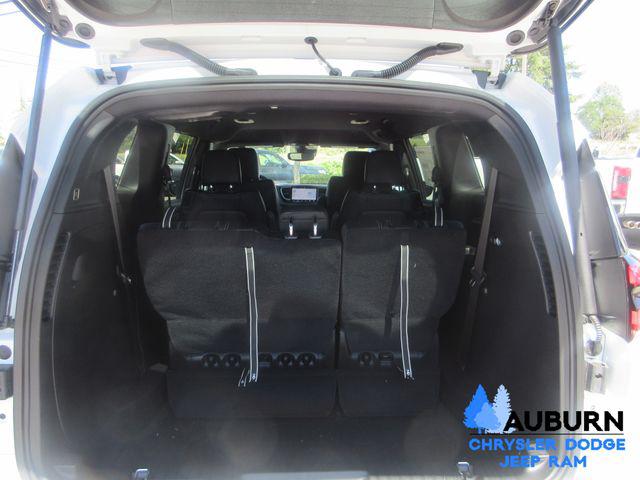 2026 Chrysler Pacifica Select AWD
