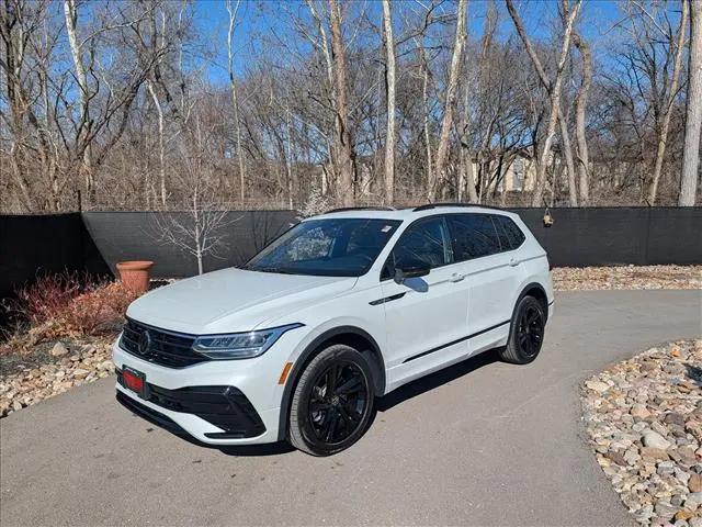 2023 Volkswagen Tiguan 2.0T SE R-Line Black for sale in Kansas City, MO
