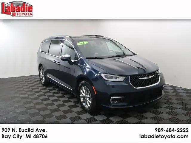 2021 Chrysler Pacifica Limited AWD for sale in Bay City, MI