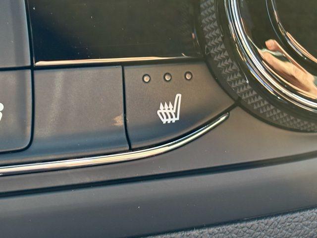 2026 Buick NV Preferred FWD