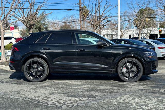 2026 Audi RS Q8 performance quattro tiptronic
