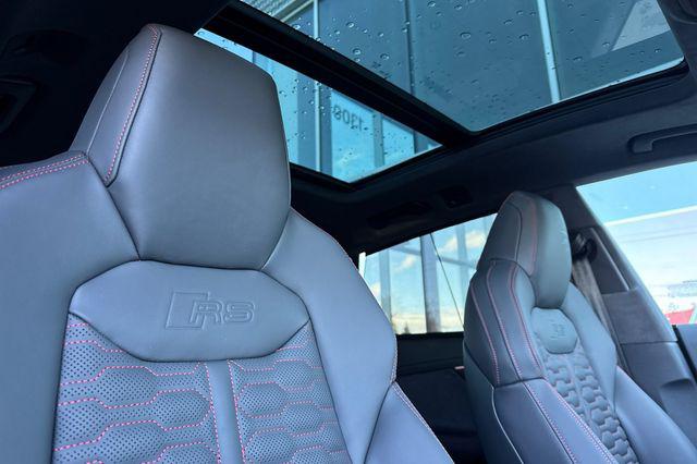 2026 Audi RS Q8 performance quattro tiptronic