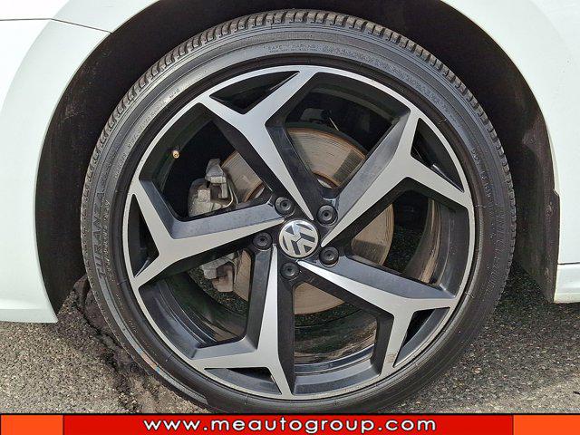 2020 Volkswagen Passat 2.0T R-Line
