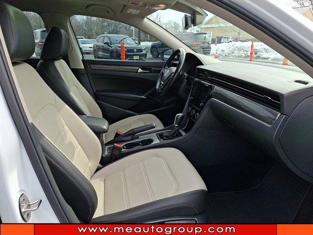 2020 Volkswagen Passat 2.0T R-Line