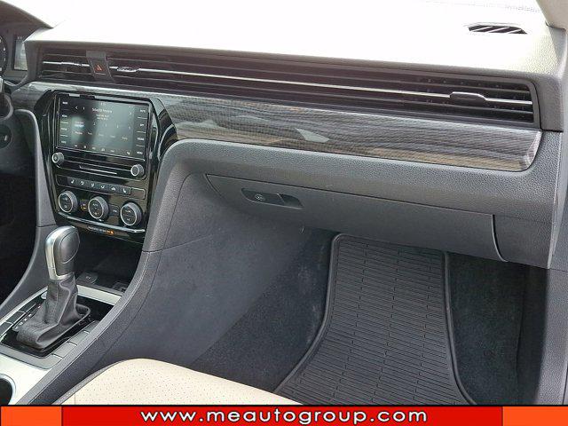 2020 Volkswagen Passat 2.0T R-Line