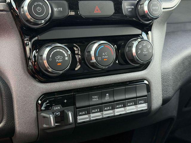 2026 Ram 3500 Tradesman/Big Horn