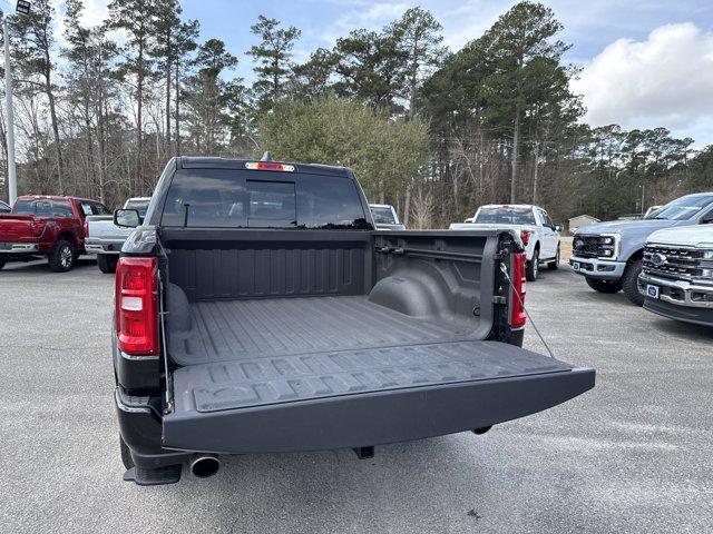 2025 Ram 1500 Big Horn Crew Cab 4x4 5'7" Box