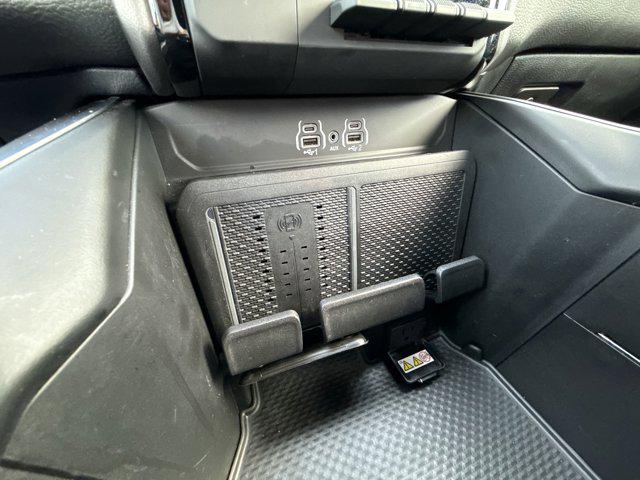2025 Ram 1500 Big Horn Crew Cab 4x4 5'7" Box