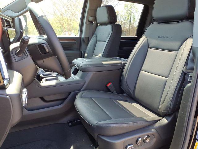 2026 GMC Sierra 2500HD Denali