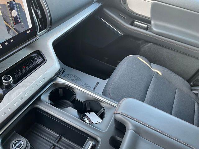 2025 Ford Expedition Active MAX