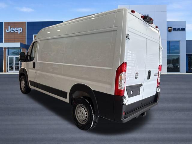 2026 Ram ProMaster Cargo Van Tradesman High Roof 136 WB w/Pass Seat