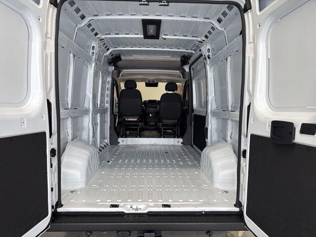 2026 Ram ProMaster Cargo Van Tradesman High Roof 136 WB w/Pass Seat