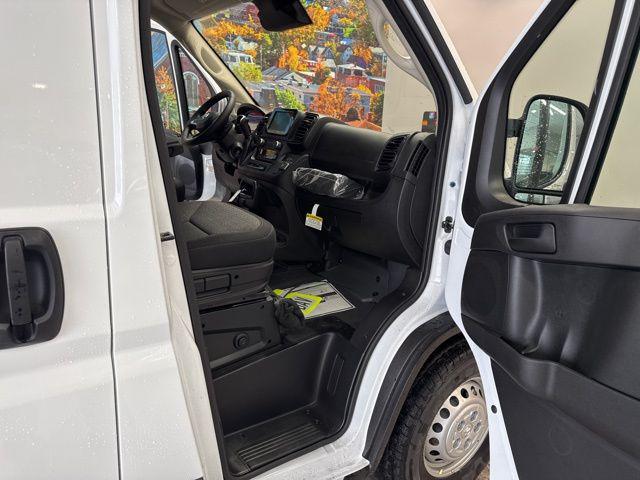2026 Ram ProMaster Cargo Van Tradesman High Roof 136 WB w/Pass Seat