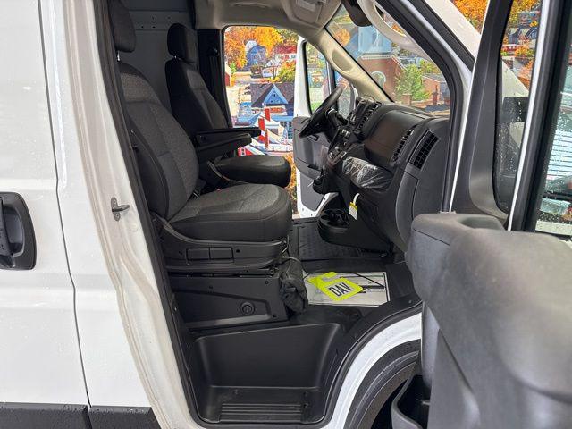 2026 Ram ProMaster Cargo Van Tradesman High Roof 136 WB w/Pass Seat
