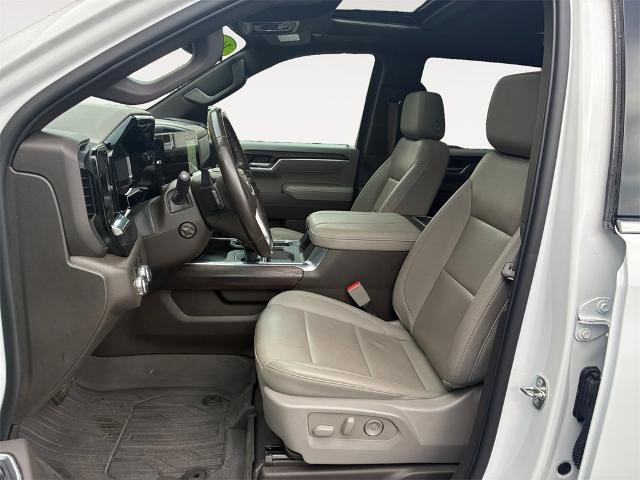 2023 GMC Sierra 1500 4WD Crew Cab Short Box SLT