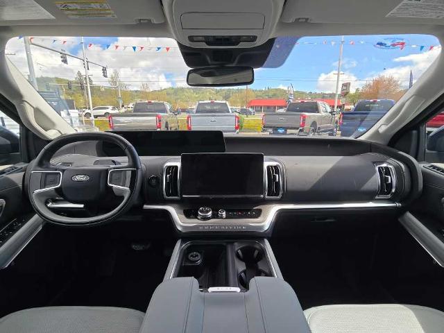 2025 Ford Expedition Platinum MAX