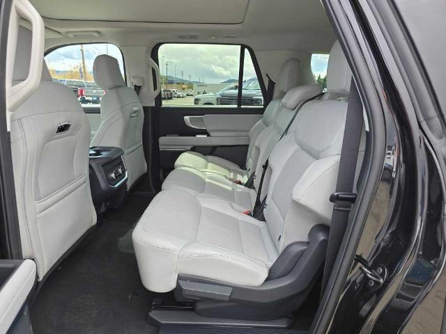 2025 Ford Expedition Platinum MAX