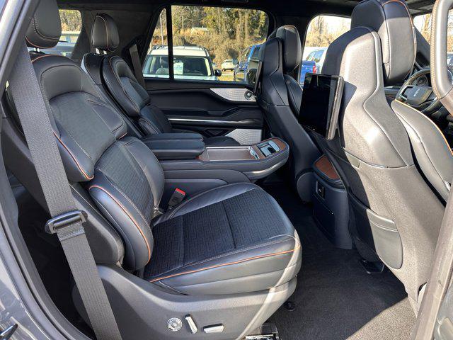 2025 Lincoln Navigator Black Label