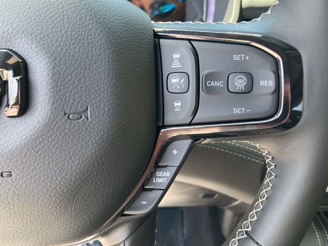 2026 Ram 1500 Limited Crew Cab 4x4 5'7" Box