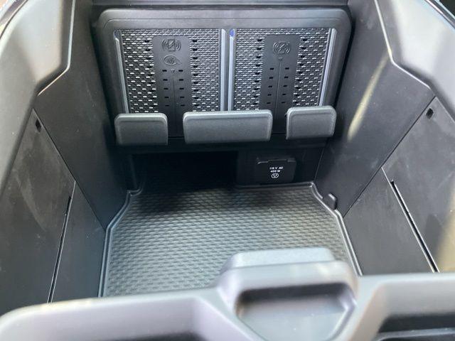 2026 Ram 1500 Limited Crew Cab 4x4 5'7" Box