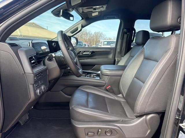 2025 Chevrolet Suburban 4WD Z71
