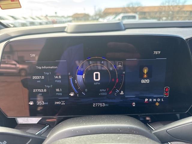 2025 Chevrolet Suburban 4WD Z71