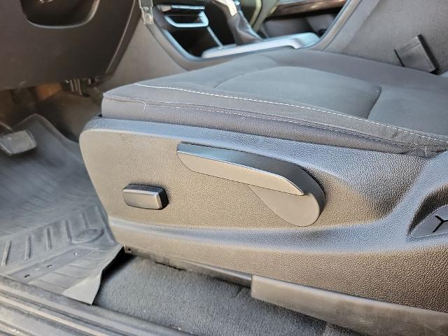 2022 GMC Canyon 2WD Crew Cab Short Box Elevation