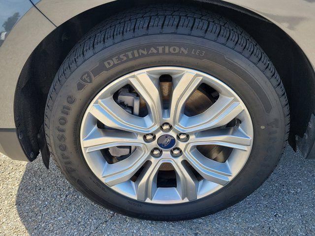2022 Ford Edge Titanium