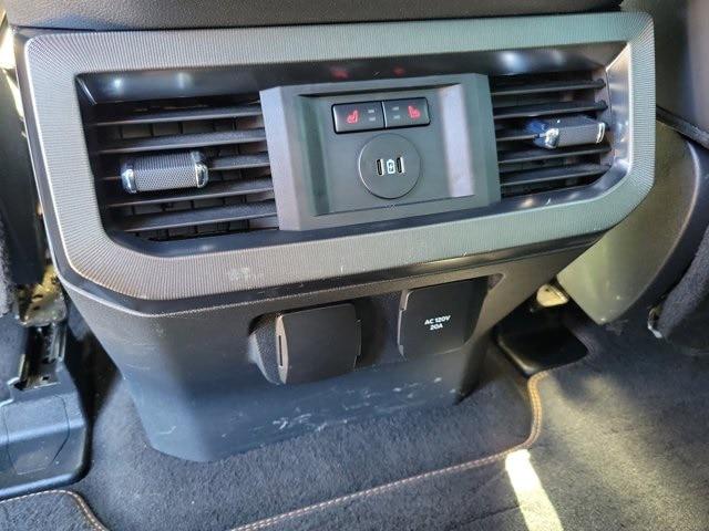 2024 Ford Edge SE