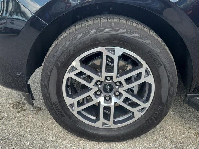 2025 Ford Expedition Active MAX