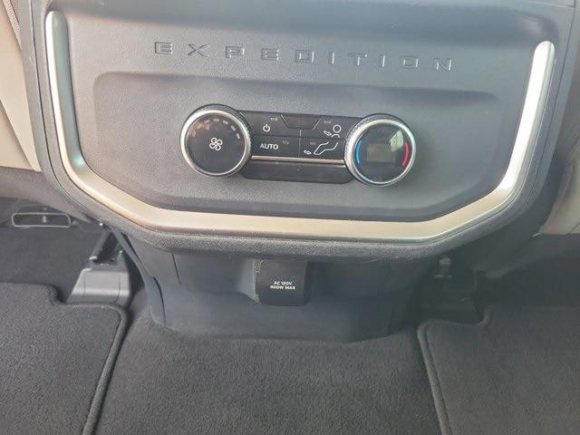 2025 Ford Expedition Active MAX