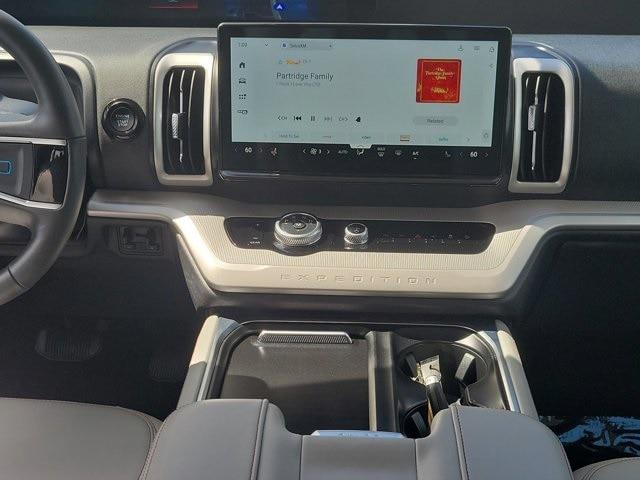 2025 Ford Expedition Active MAX