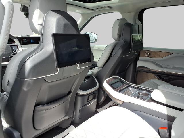 2025 Lincoln Navigator Black Label L