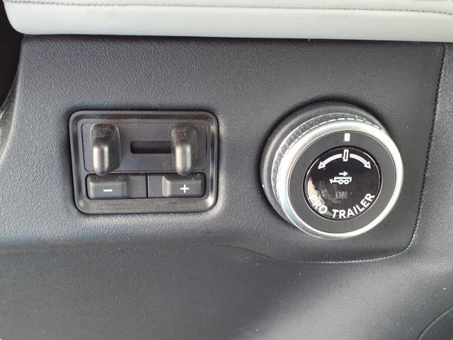 2025 Lincoln Navigator Black Label L