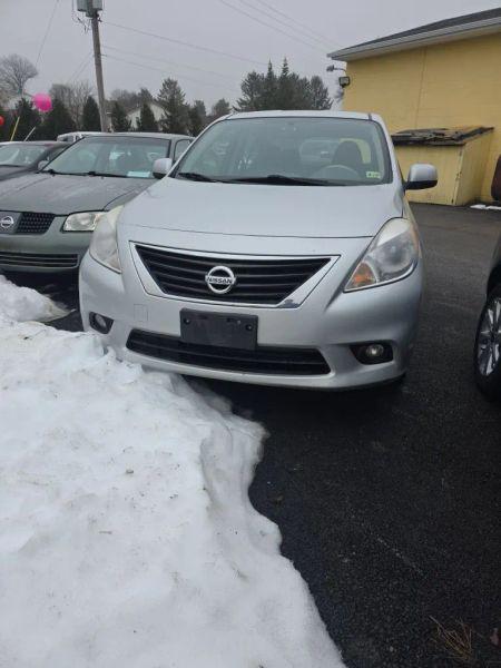 2013 Nissan Versa 1.6 SL for sale in York, PA