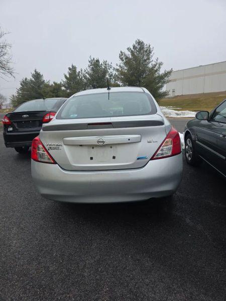 2013 Nissan Versa 1.6 SL