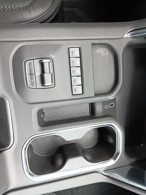 2026 GMC Sierra 3500HD Crew Cab, Long Bed, Denali Dual Rear Wheel, 4WD