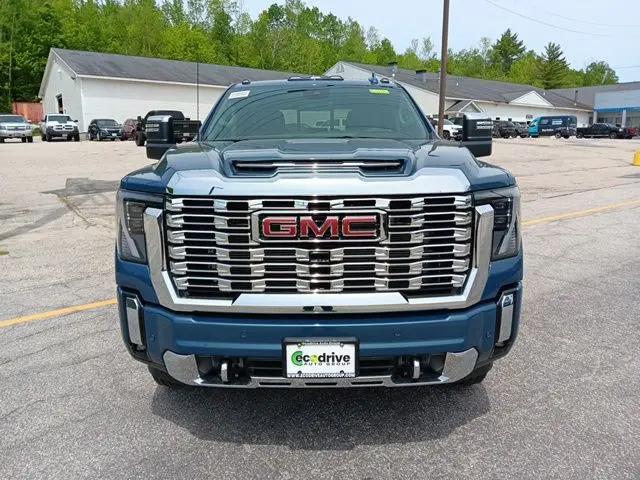 2026 GMC Sierra 3500HD Crew Cab, Long Bed, Denali Dual Rear Wheel, 4WD