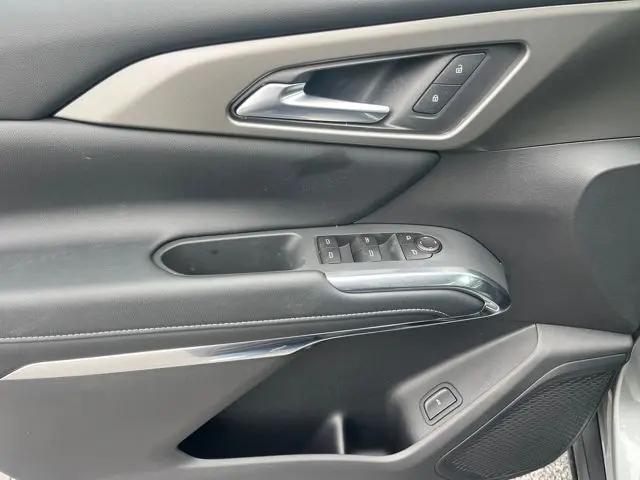 2026 Chevrolet Traverse AWD LT