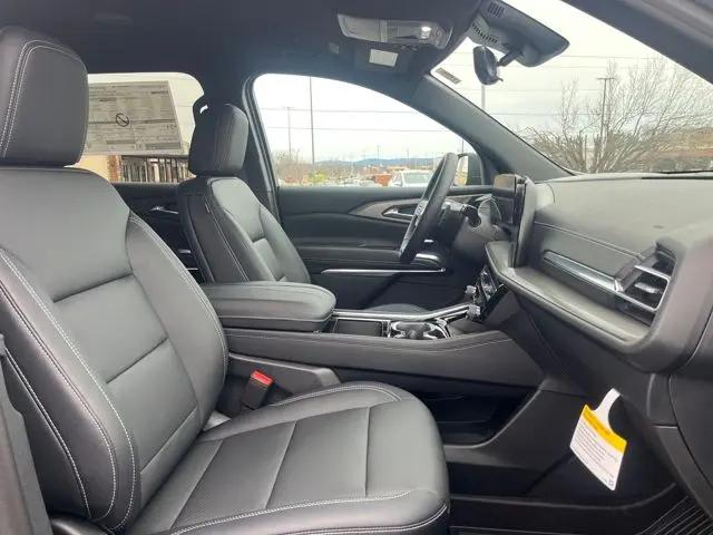 2026 Chevrolet Traverse AWD LT
