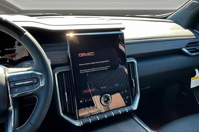 2026 GMC Acadia Denali AWD