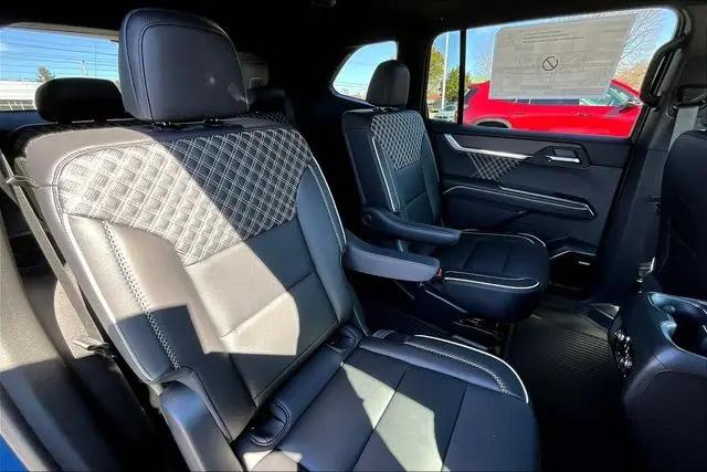 2026 GMC Acadia Denali AWD