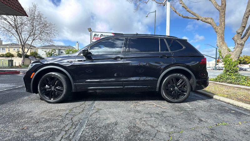 2022 Volkswagen Tiguan 2.0T SE R-Line Black