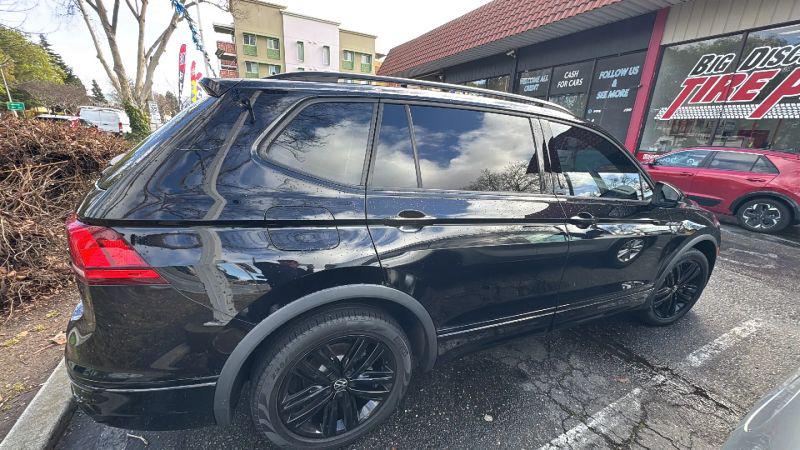 2022 Volkswagen Tiguan 2.0T SE R-Line Black