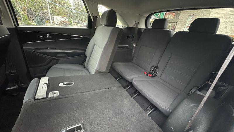 2020 Kia Sorento 3.3L LX