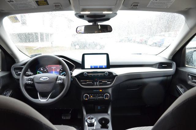 2022 Ford Escape SE Hybrid