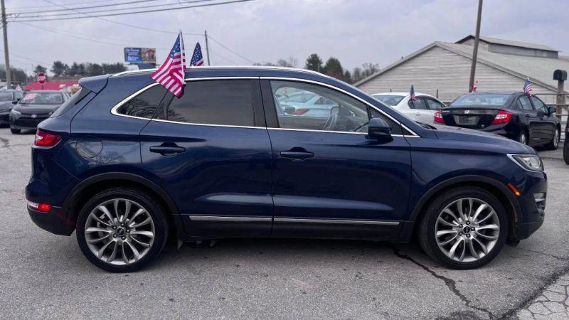 2015 Lincoln MKC Base