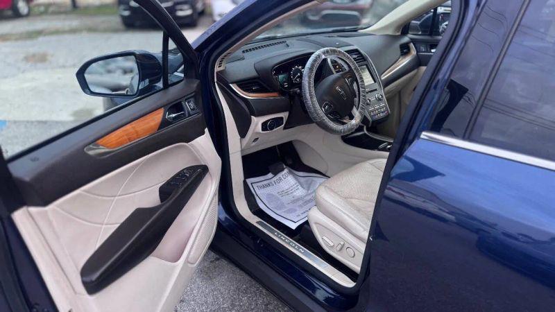 2015 Lincoln MKC Base